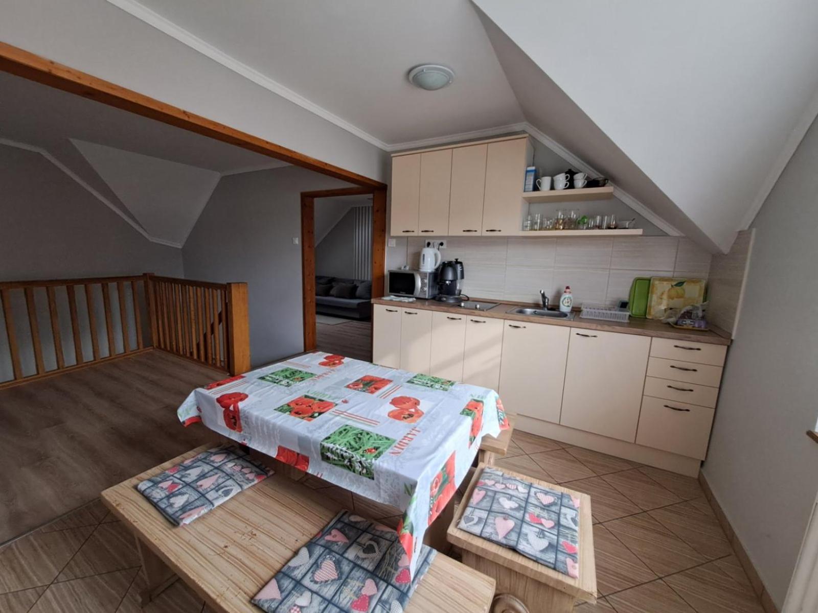 Berta Panzió Bed & Breakfast Hajduszoboszlo Ruang foto