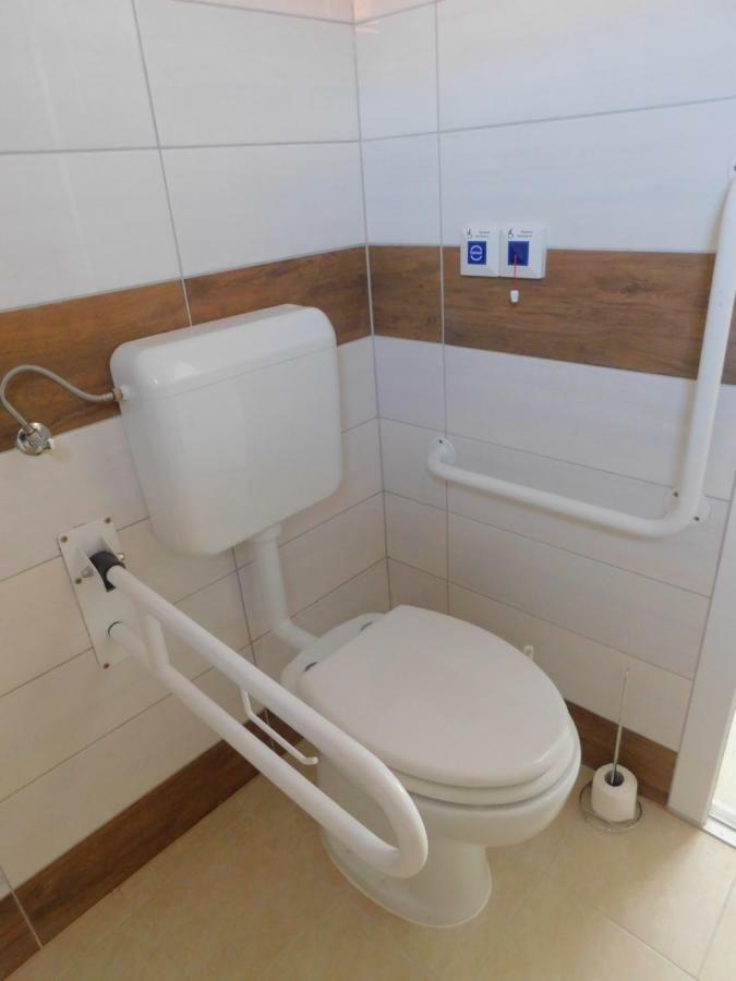 Berta Panzió Bed & Breakfast Hajduszoboszlo Bagian luar foto